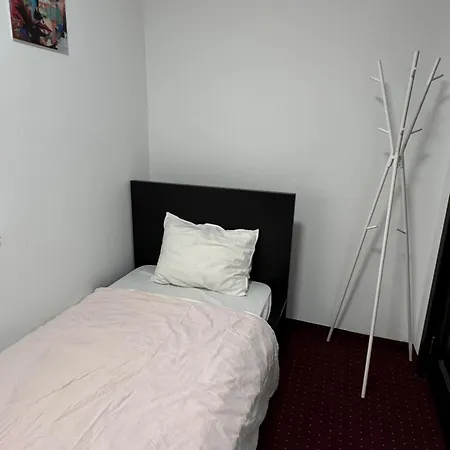 Maria - Gara De Nord Hostel Bucureşti