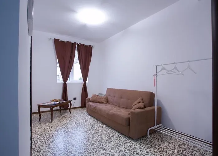 Hostel Maria - Gara De Nord *