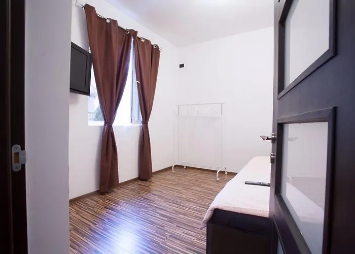 Maria - Gara De Nord Bucureşti