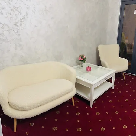 Maria - Gara De Nord 호스텔