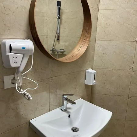 Hostel Maria - Gara De Nord